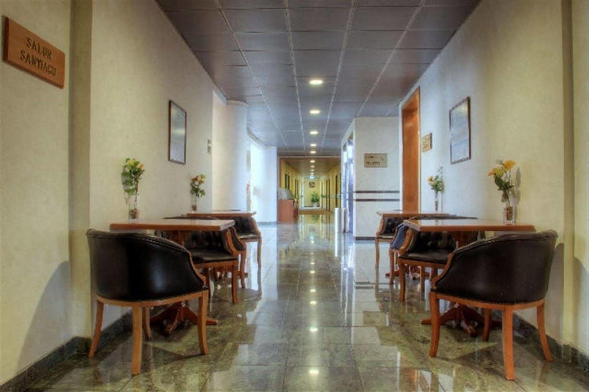 Hotel Diego De Almagro Aeropuerto Santiago Luaran gambar